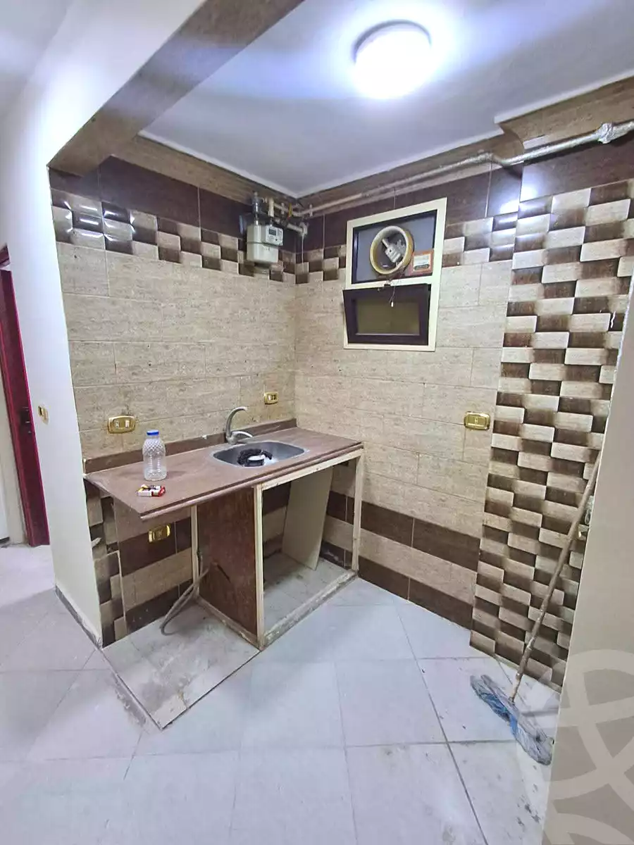 https://aqarmap.com.eg/ar/listing/7299587-for-sale-alexandria-lsywf-el-falki