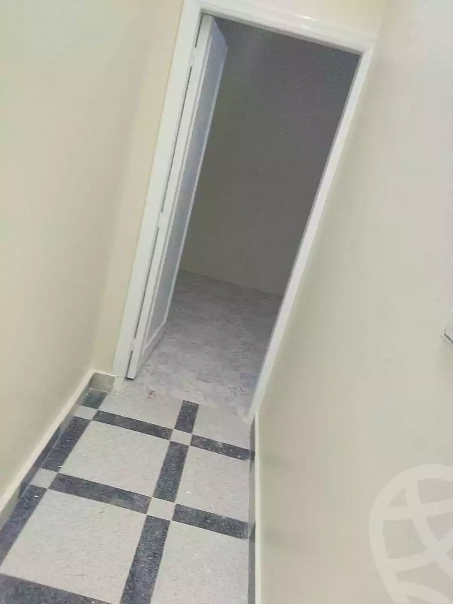 https://aqarmap.com.eg/en/listing/7299675-for-sale-cairo-helwan-helwan-el-sharkeya-thabit-basha-st