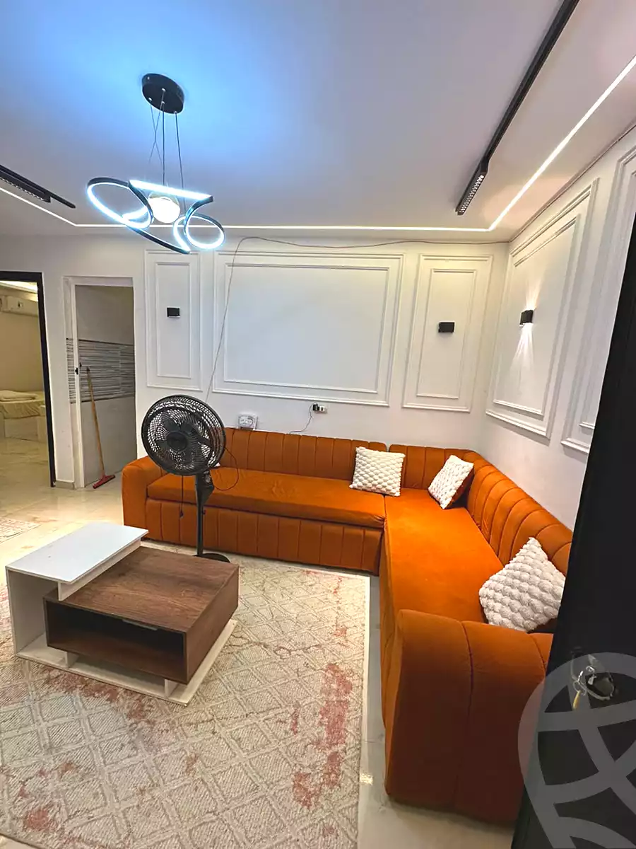 https://aqarmap.com.eg/ar/listing/7299750-for-rent-cairo-6th-of-october-el-ahyaa-neighborhood-1st