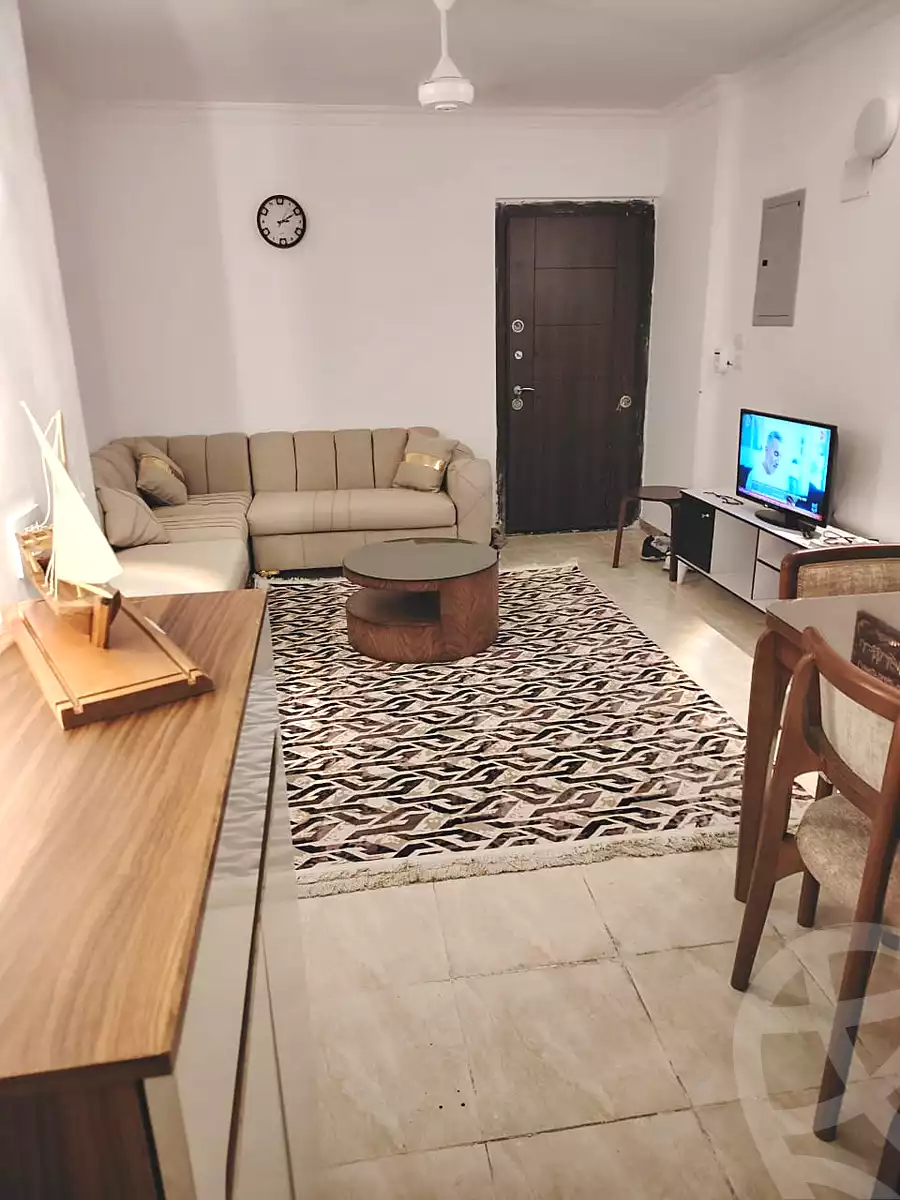 https://aqarmap.com.eg/en/listing/7299808-for-rent-cairo-6th-of-october-hadaeq-october
