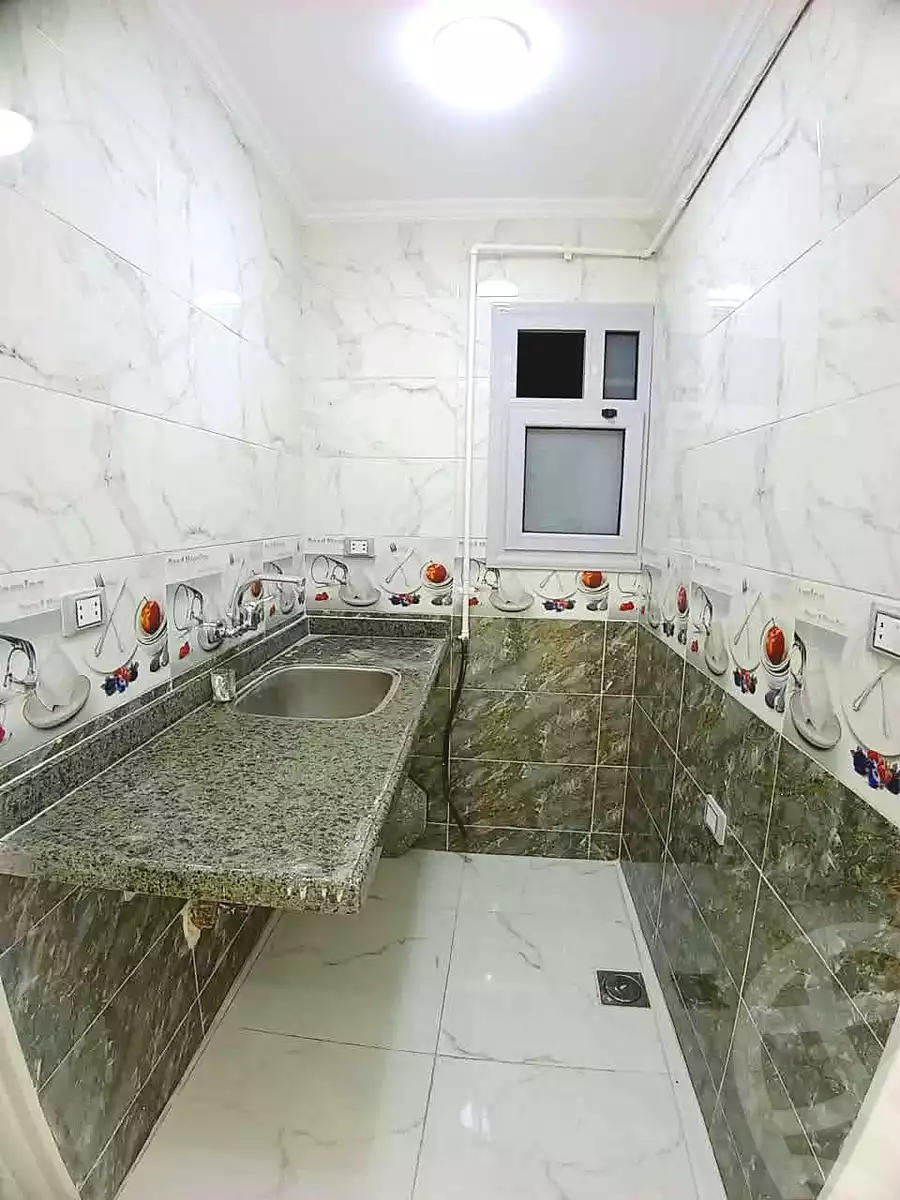 https://aqarmap.com.eg/en/listing/7300304-for-sale-alexandria-moharram-bey-kanal-al-mahmoudeya-al-bahri-st