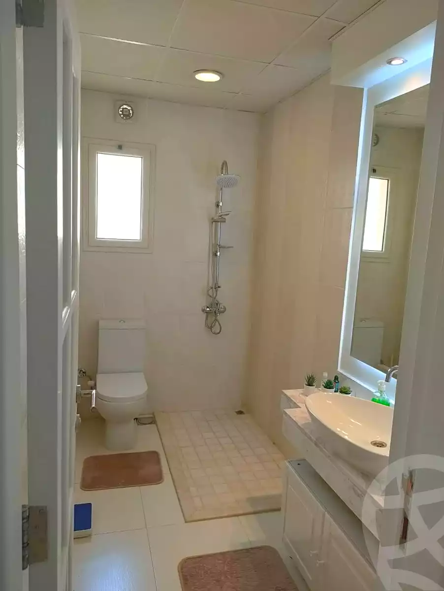 3 BR Villa in Greens, photo 12 of 18
