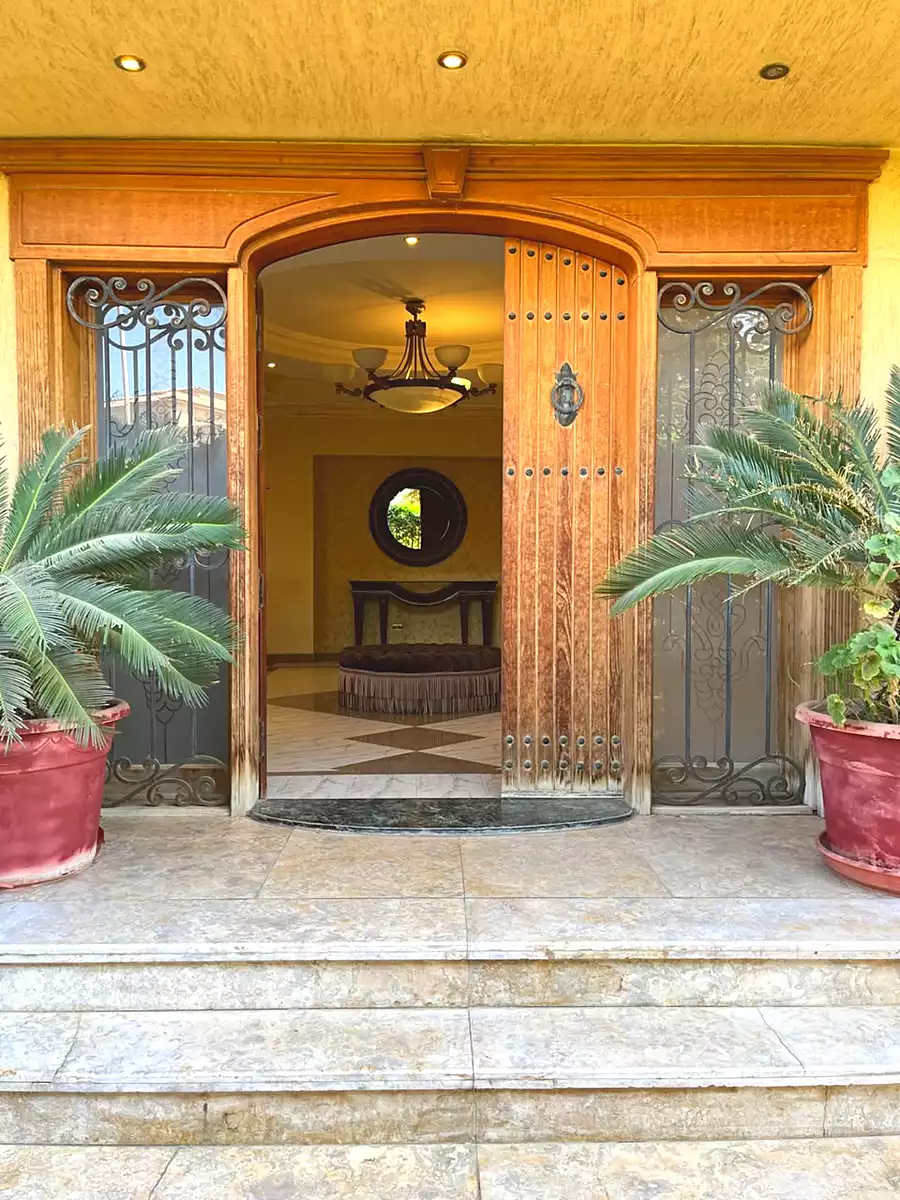 https://aqarmap.com.eg/ar/listing/7300468-for-sale-cairo-new-cairo-ganob-el-akadamiya-south-academy-a-abo-zarr-el-ghifari-st