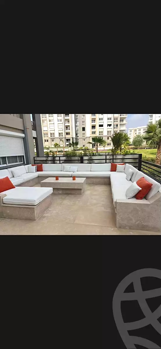 3 BR Apartment in Hyde Park, photo 4 of 5