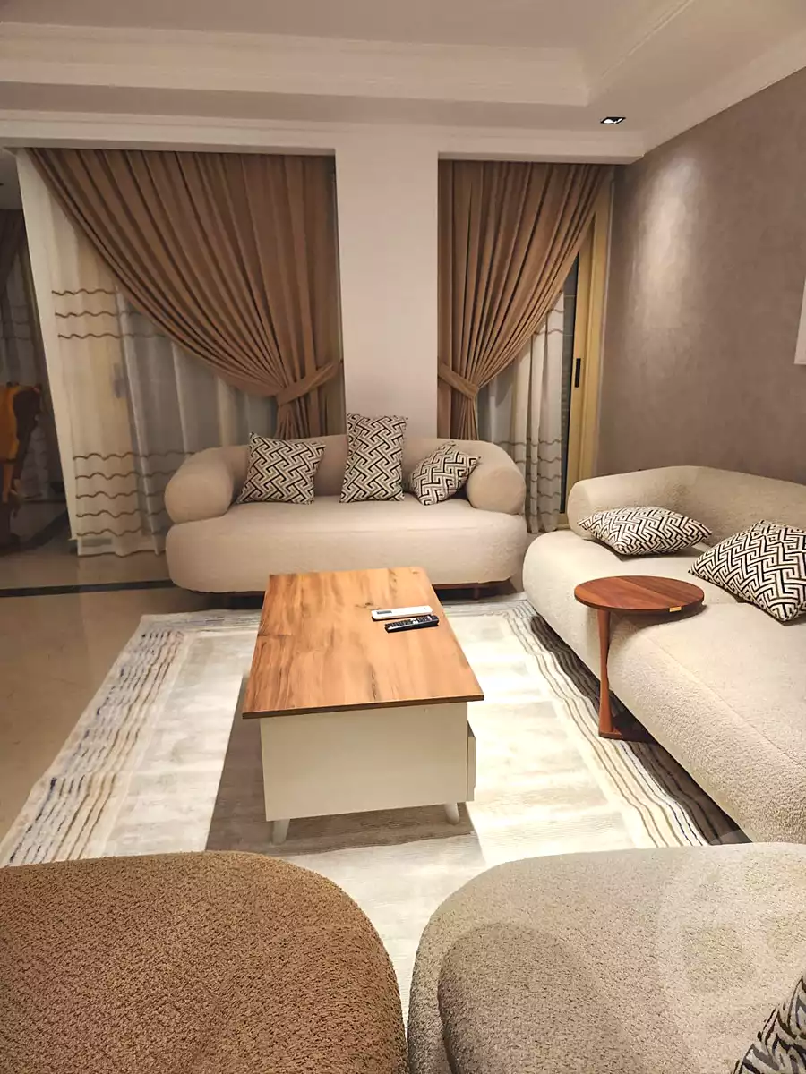 https://aqarmap.com.eg/ar/listing/7300551-for-sale-cairo-new-cairo-el-banafsg-el-banafsag-omarat-al-gabri-st