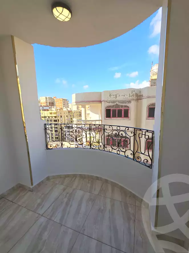 https://aqarmap.com.eg/ar/listing/7300334-for-sale-alexandria-miami