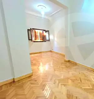 https://aqarmap.com.eg/ar/listing/7300337-for-sale-alexandria-sporting-shr-bwr-s-yd
