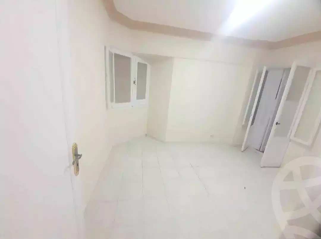 https://aqarmap.com.eg/ar/listing/7300605-for-sale-alexandria-al-agamy