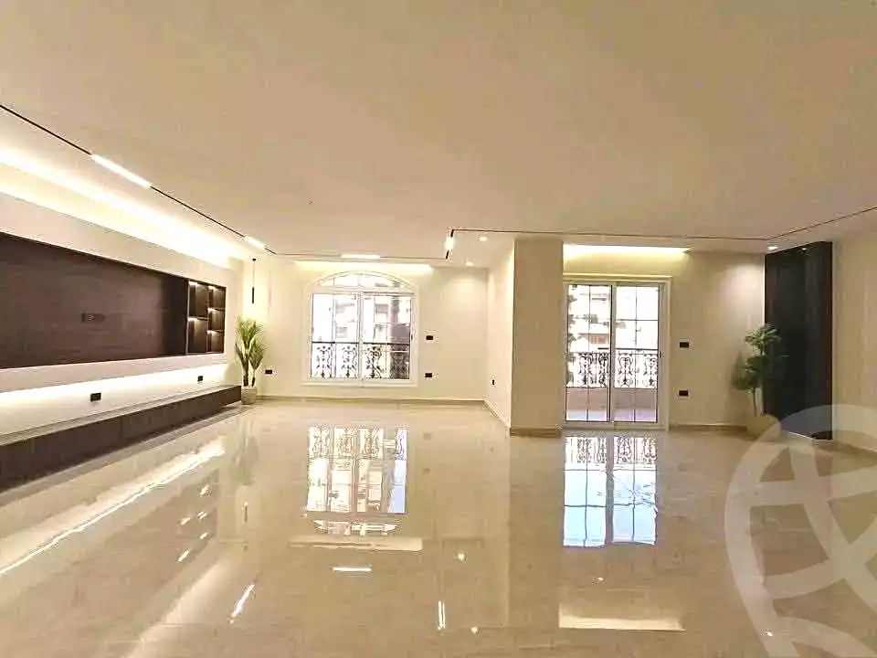 https://aqarmap.com.eg/ar/listing/7300751-for-sale-cairo-new-cairo-compounds-mayan-compound-stm