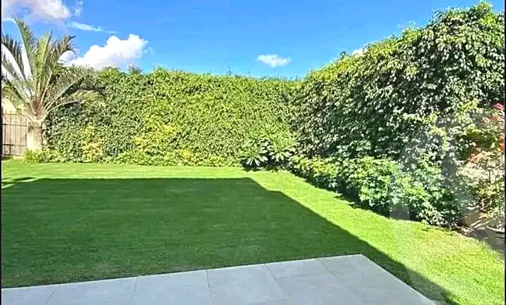 https://aqarmap.com.eg/ar/listing/7300764-for-sale-cairo-new-cairo-compounds-trio-gardens
