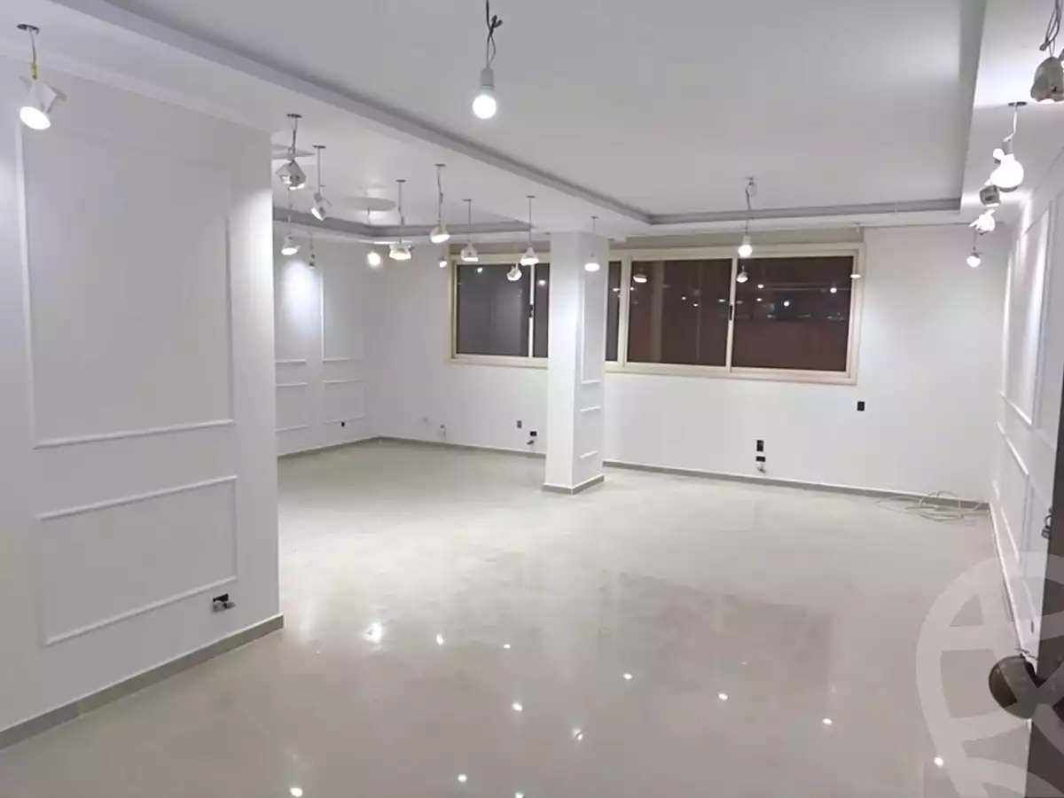https://aqarmap.com.eg/en/listing/7301093-for-sale-alexandria-ganaklis