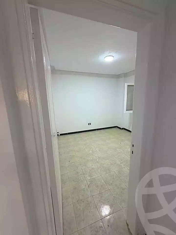 https://aqarmap.com.eg/en/listing/7301169-for-sale-alexandria-al-agamy-shataa-el-nakheel