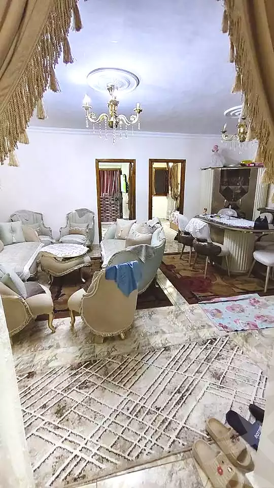 https://aqarmap.com.eg/ar/listing/7301857-for-sale-alexandria-al-agamy-el-hanouvel