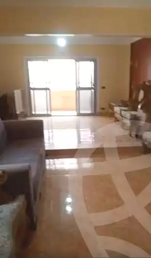 https://aqarmap.com.eg/ar/listing/7301900-for-sale-cairo-ain-shams-ain-shams-el-sharkia-mostafa-hafez-st