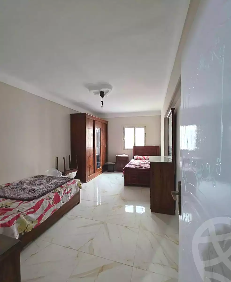 https://aqarmap.com.eg/ar/listing/7302064-for-sale-alexandria-sydy-bshr-sydy-bshr-bhry-shr-khld-bn-lwlyd