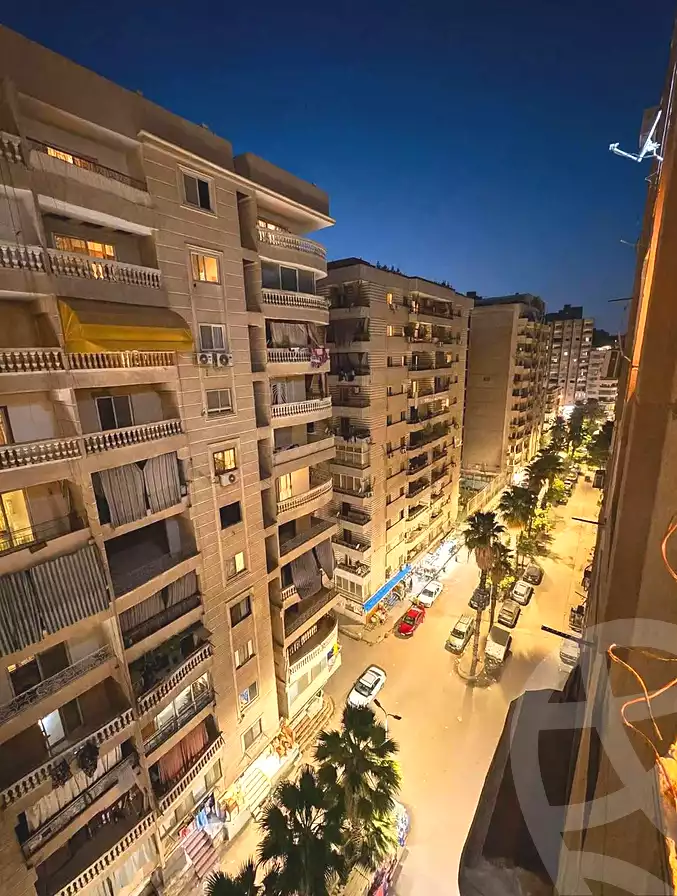 https://aqarmap.com.eg/ar/listing/7302170-for-sale-cairo-el-haram-el-talbya-el-maahad-st