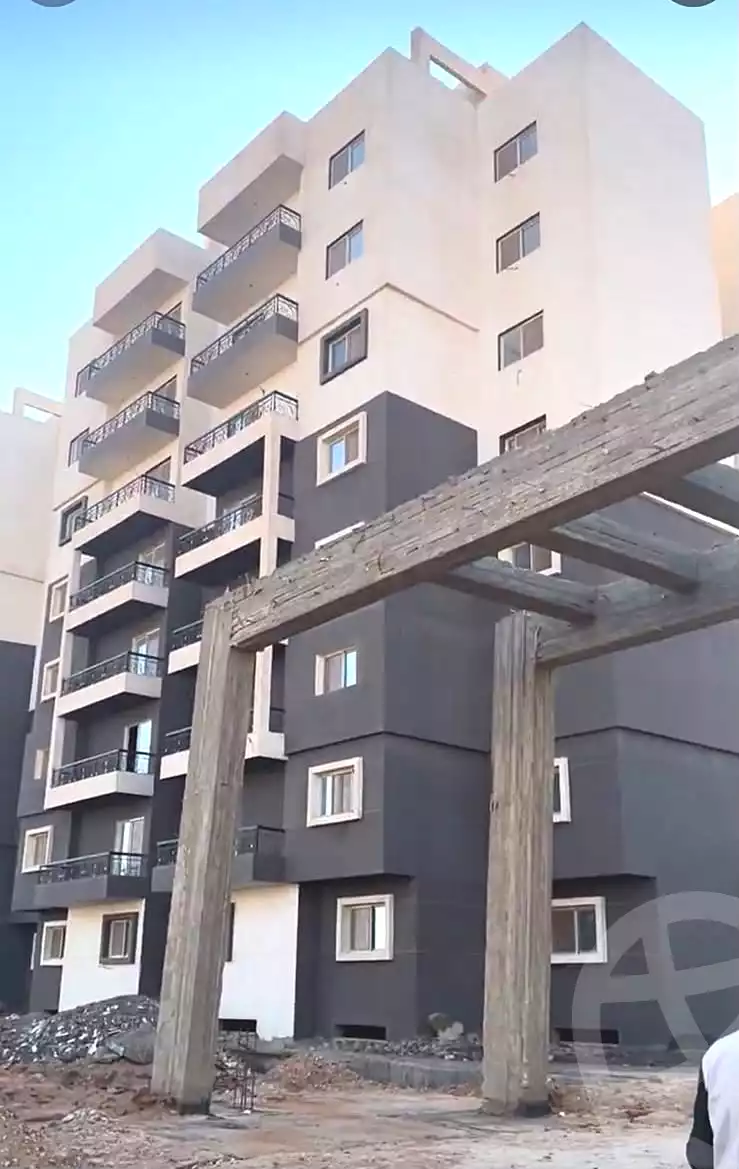 https://aqarmap.com.eg/en/listing/7299375-for-sale-cairo-new-administrative-capital-r7-kmbwnd-stw