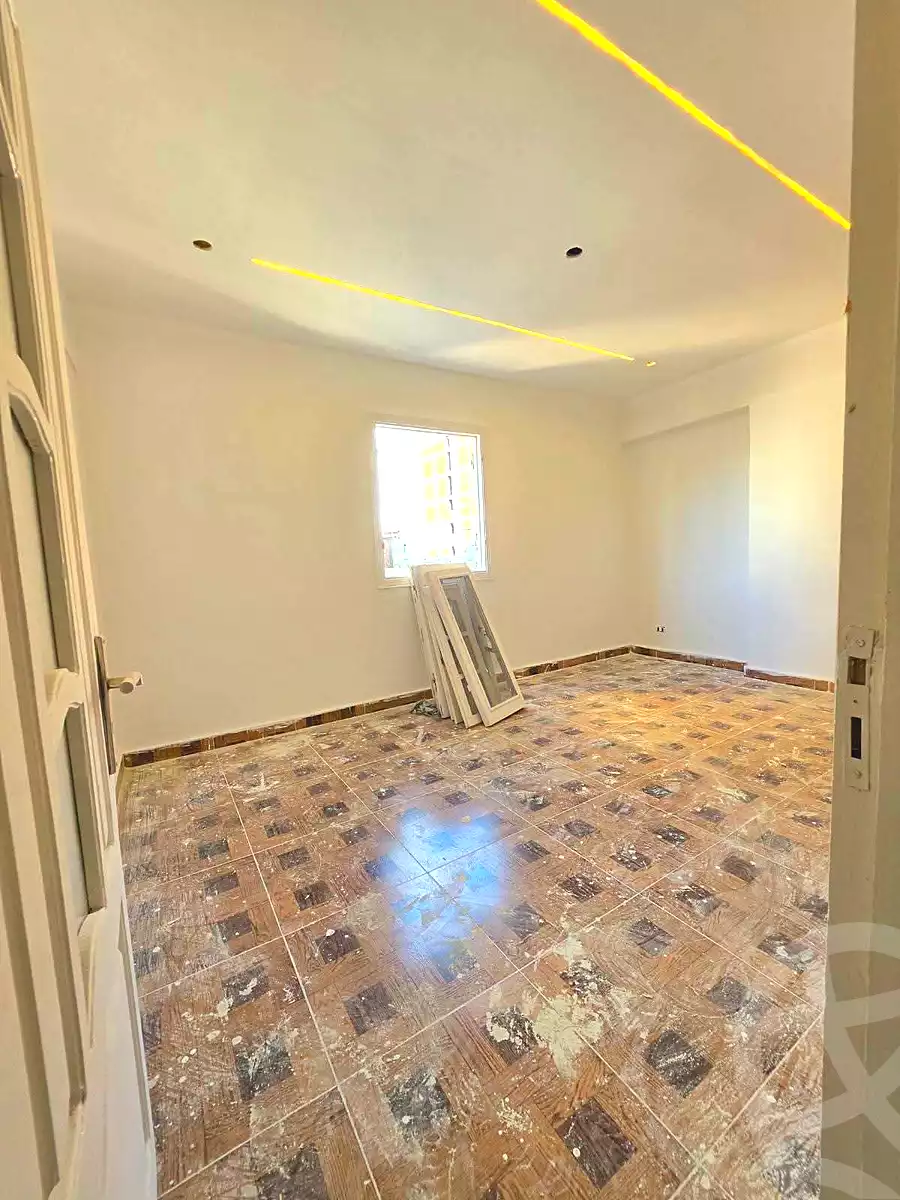 https://aqarmap.com.eg/en/listing/7302242-for-sale-alexandria-sydy-bshr-sydy-bshr-bhry-street-16