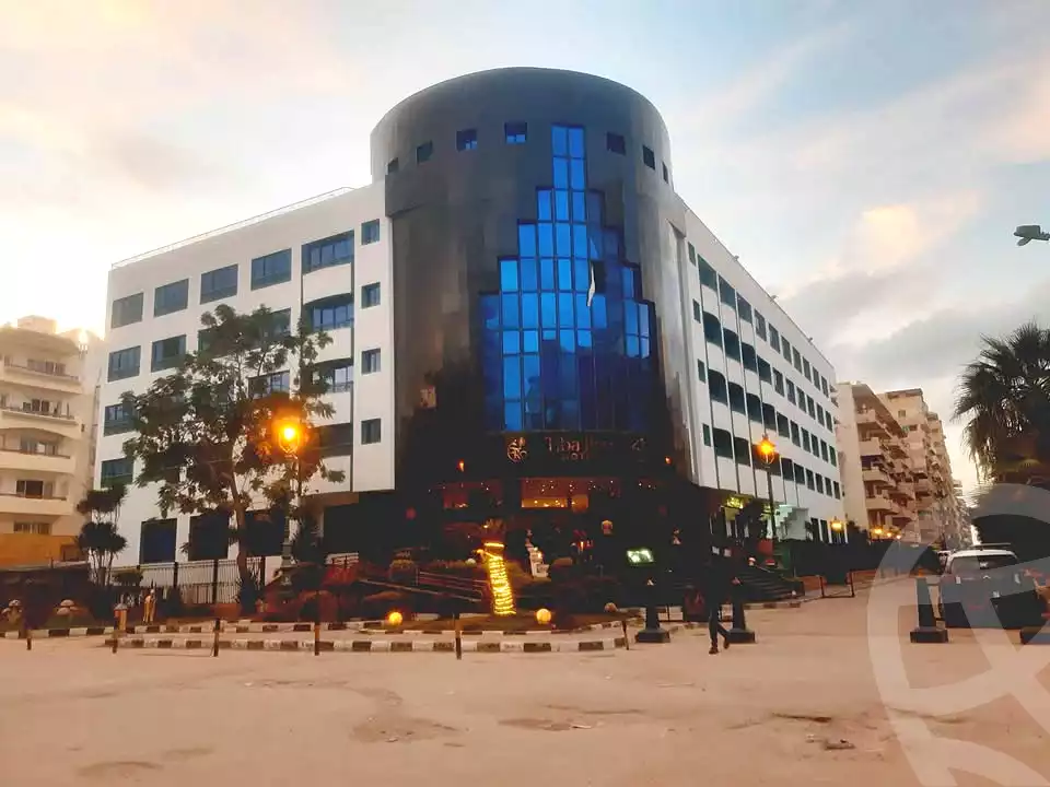 https://aqarmap.com.eg/ar/listing/7302450-for-sale-alexandria-al-agamy-shataa-el-nakheel