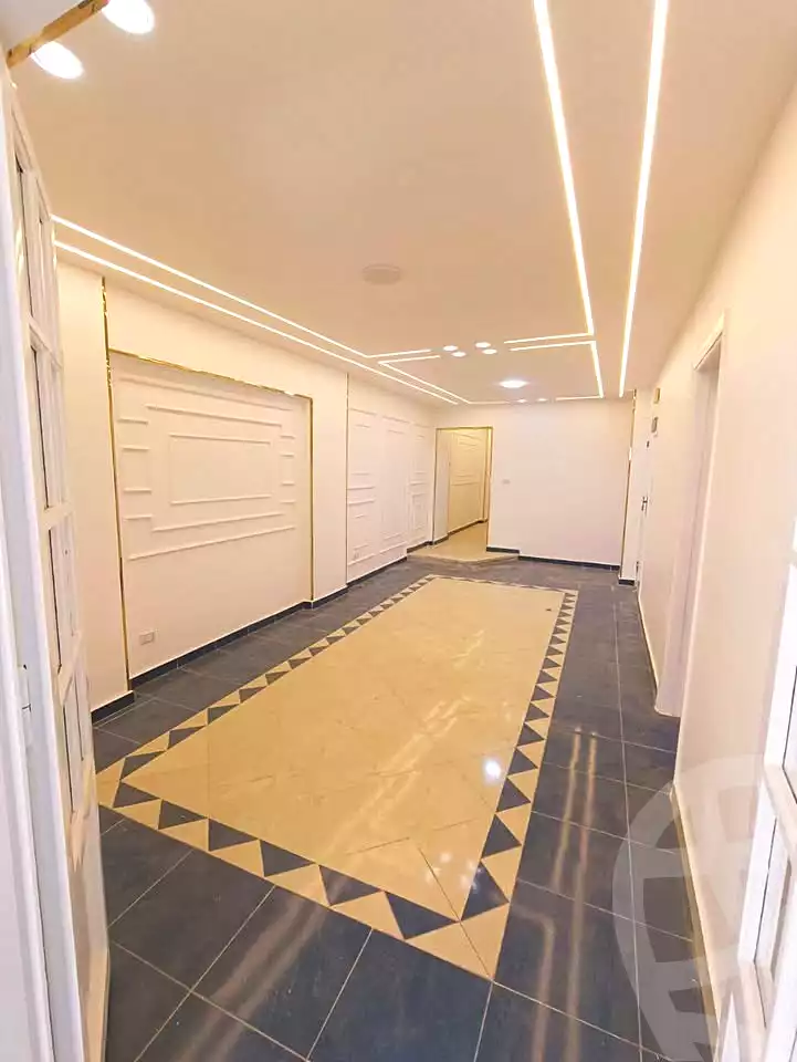 https://aqarmap.com.eg/ar/listing/7302563-for-sale-alexandria-sydy-bshr