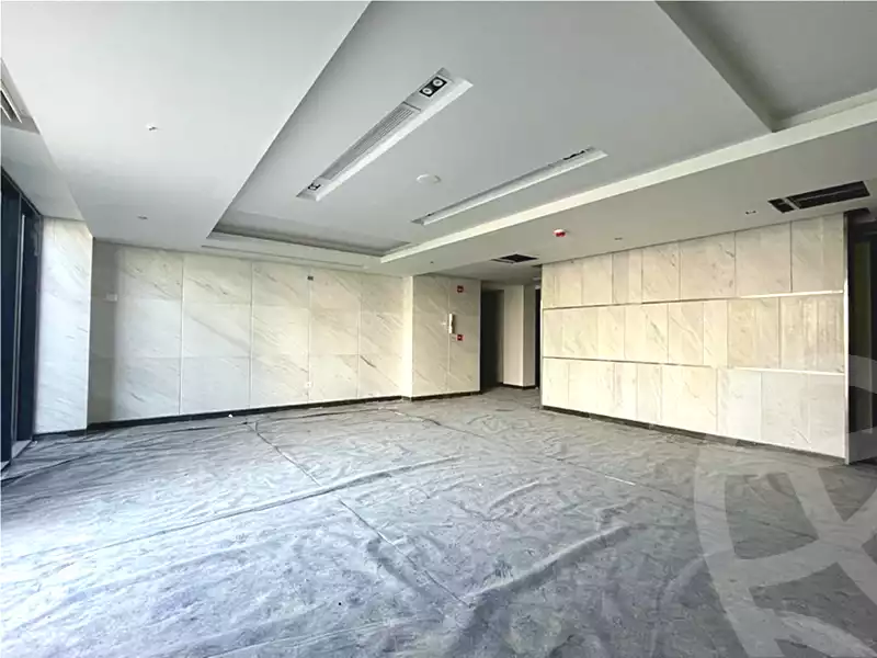 https://aqarmap.com.eg/en/listing/7303053-for-sale-cairo-new-cairo-compounds-hyde-park-business-district