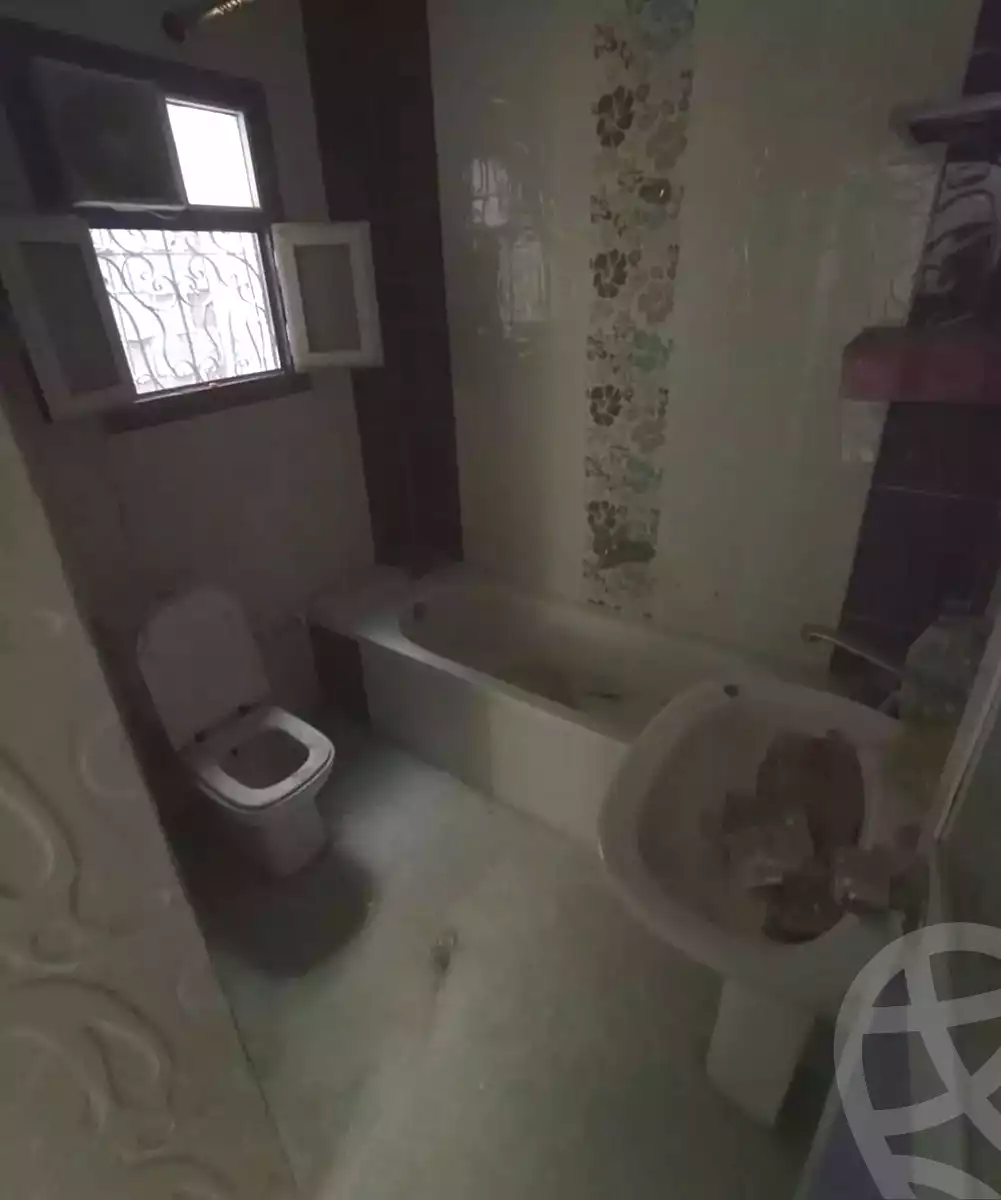 https://aqarmap.com.eg/ar/listing/7304072-for-sale-alexandria-al-agamy-el-hanouvel-abo-el-shawareb-st