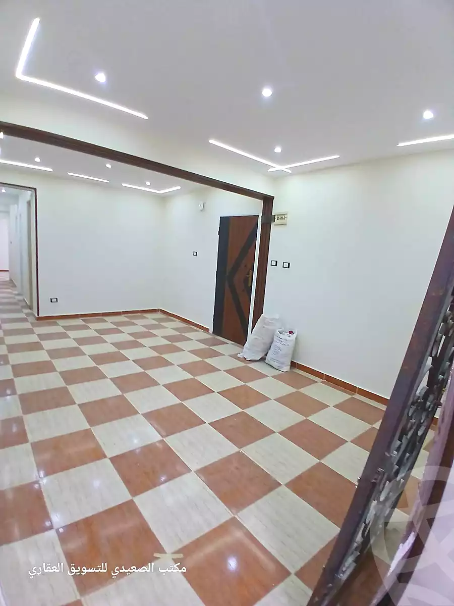 https://aqarmap.com.eg/en/listing/7304646-for-sale-alexandria-lsywf-el-falki