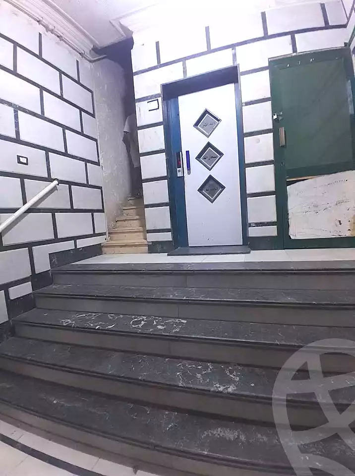 https://aqarmap.com.eg/en/listing/7304749-for-sale-alexandria-el-asafra-l-sfr-qbly