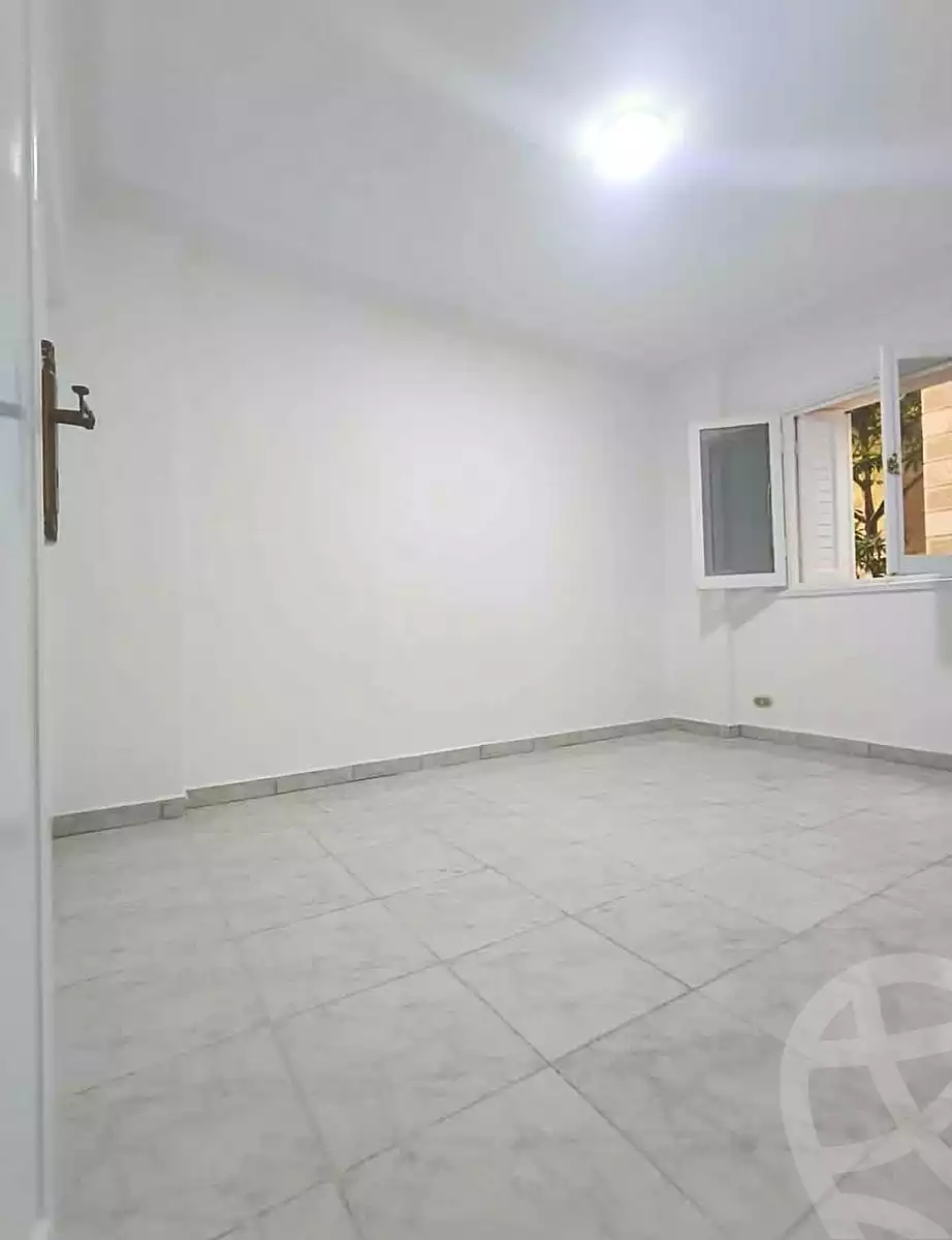 https://aqarmap.com.eg/en/listing/7305046-for-sale-alexandria-al-agamy-shataa-el-nakheel