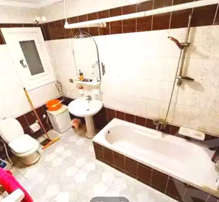 https://aqarmap.com.eg/ar/listing/7305055-for-sale-alexandria-sydy-bshr-sydy-bshr-bhry-shr-khld-bn-lwlyd