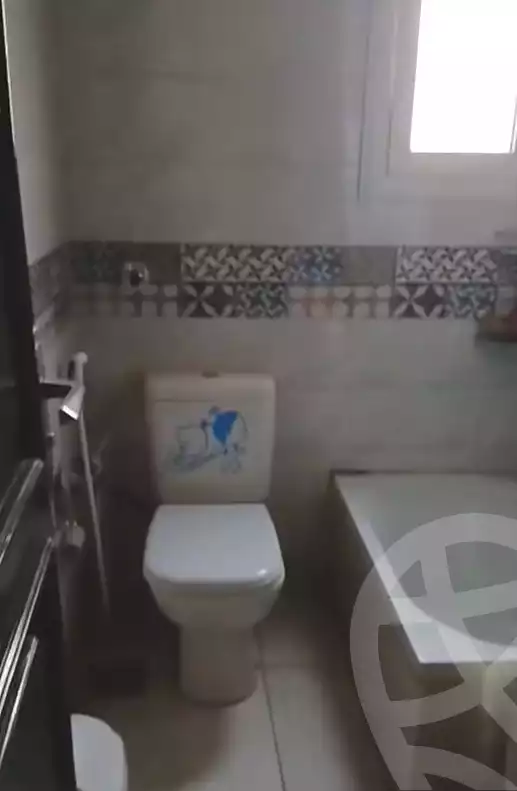https://aqarmap.com.eg/ar/listing/7305151-for-sale-cairo-heliopolis-gesr-elsuez-ibn-sender-square