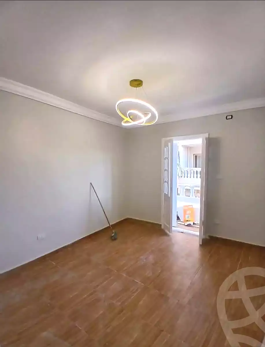https://aqarmap.com.eg/ar/listing/7305254-for-sale-alexandria-al-agamy-lbytsh-el-zohour-st