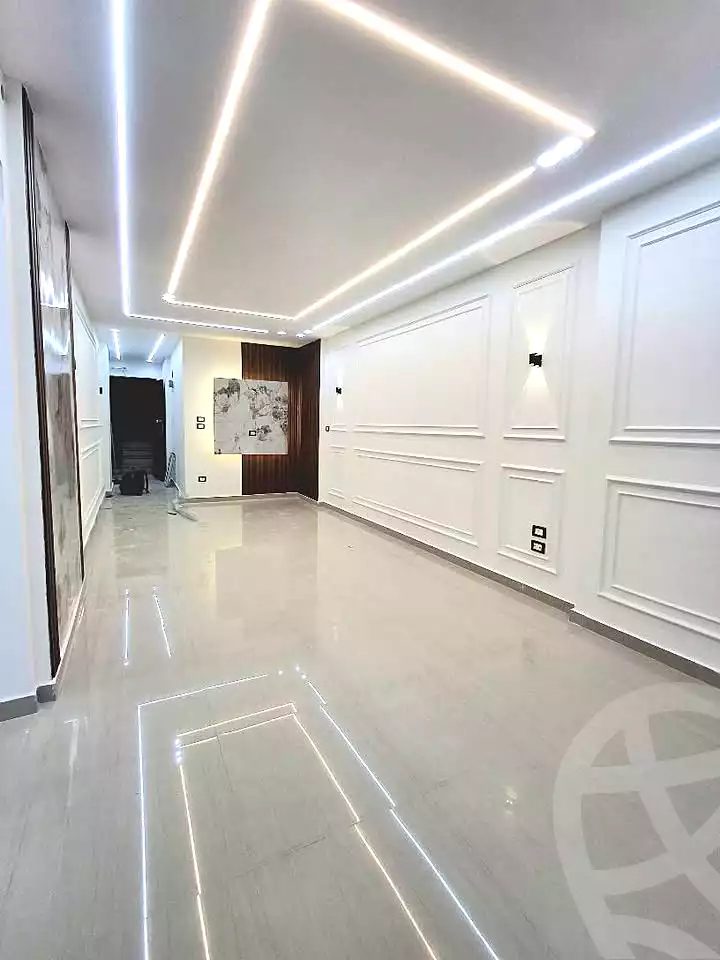 https://aqarmap.com.eg/ar/listing/7305391-for-sale-alexandria-el-asafra-shr-45