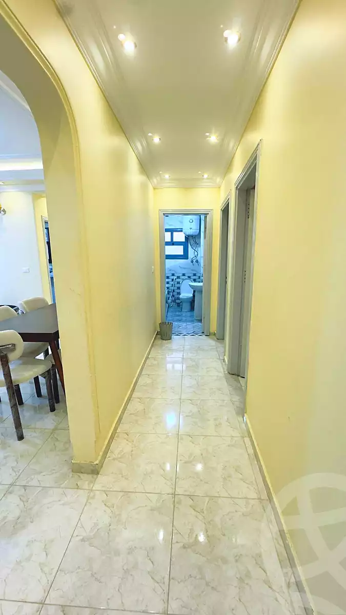 https://aqarmap.com.eg/ar/listing/7305482-for-rent-cairo-6th-of-october-el-ahyaa-neighborhood-1st