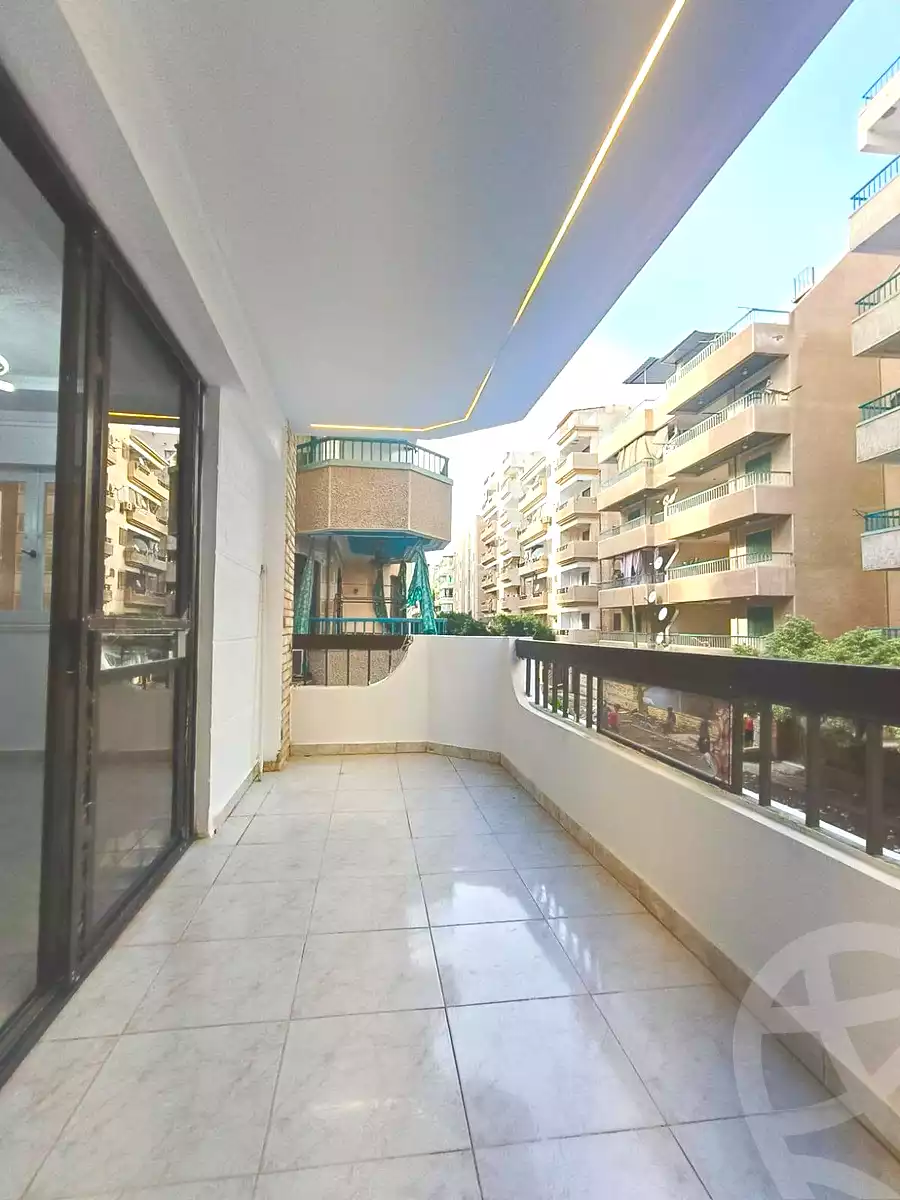 https://aqarmap.com.eg/ar/listing/7305498-for-sale-alexandria-al-agamy-shataa-el-nakheel