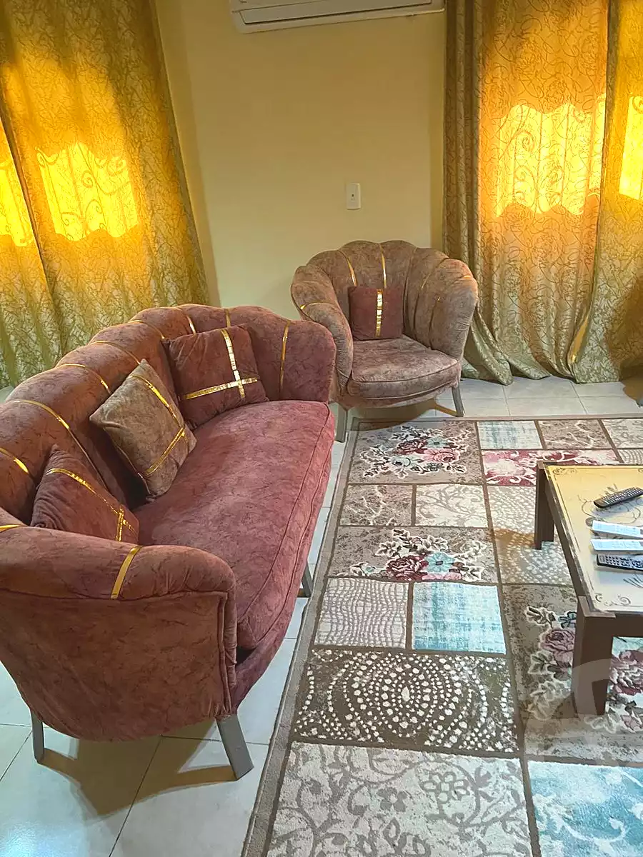 https://aqarmap.com.eg/ar/listing/7305636-for-rent-cairo-6th-of-october-el-ahyaa-neighborhood-1st