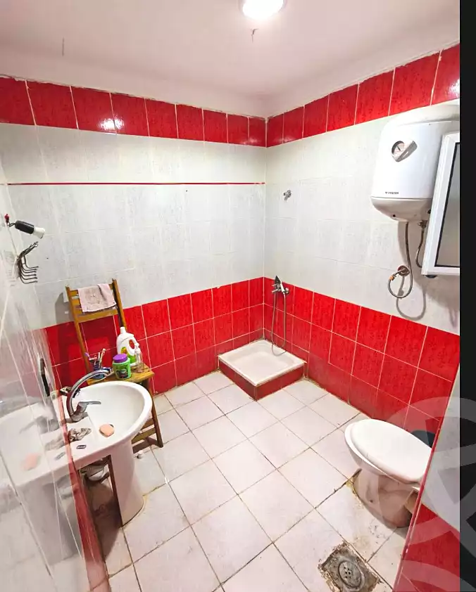 https://aqarmap.com.eg/ar/listing/7305672-for-sale-alexandria-al-agamy-el-hanouvel