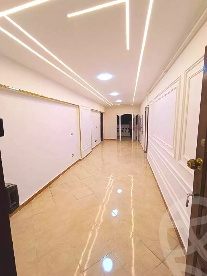 https://aqarmap.com.eg/ar/listing/7305684-for-sale-alexandria-sydy-bshr-sydy-bshr-bhry-shr-mhmwd-l-yswy