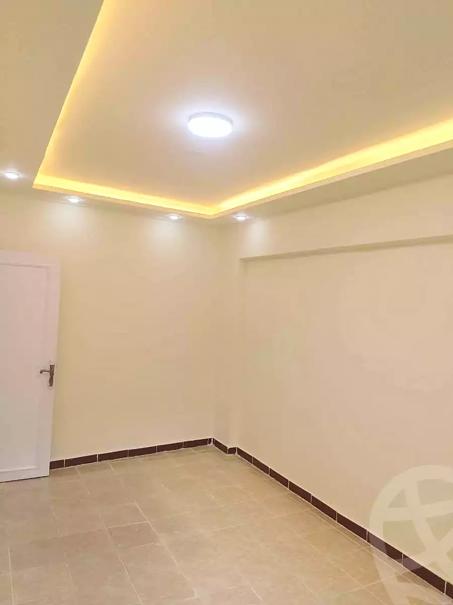https://aqarmap.com.eg/ar/listing/7306260-for-sale-alexandria-al-agamy-shataa-el-nakheel