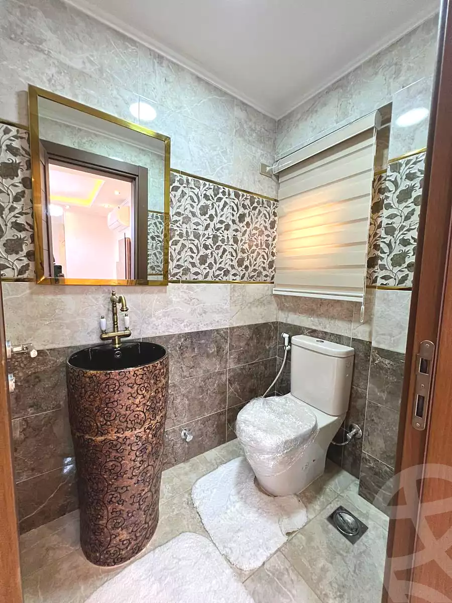 https://aqarmap.com.eg/en/listing/7306507-for-sale-cairo-new-cairo-compounds-mwrd-fq-llttwyr