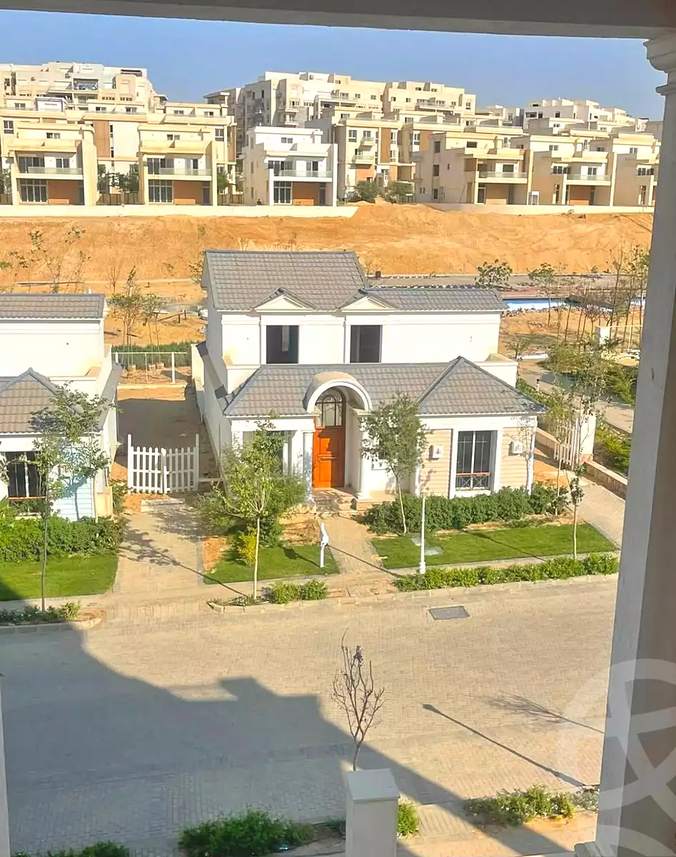https://aqarmap.com.eg/ar/listing/7306474-for-sale-cairo-new-cairo-compounds-mwntn-fyw-y-syty-lagoon-beach-park-mountain-view-icity