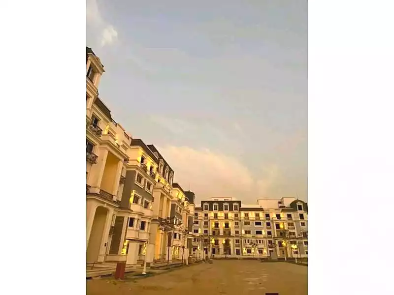 https://aqarmap.com.eg/ar/listing/7306547-for-sale-cairo-new-cairo-compounds-mwntn-fyw-y-syty-mountain-park-mountain-view-icity