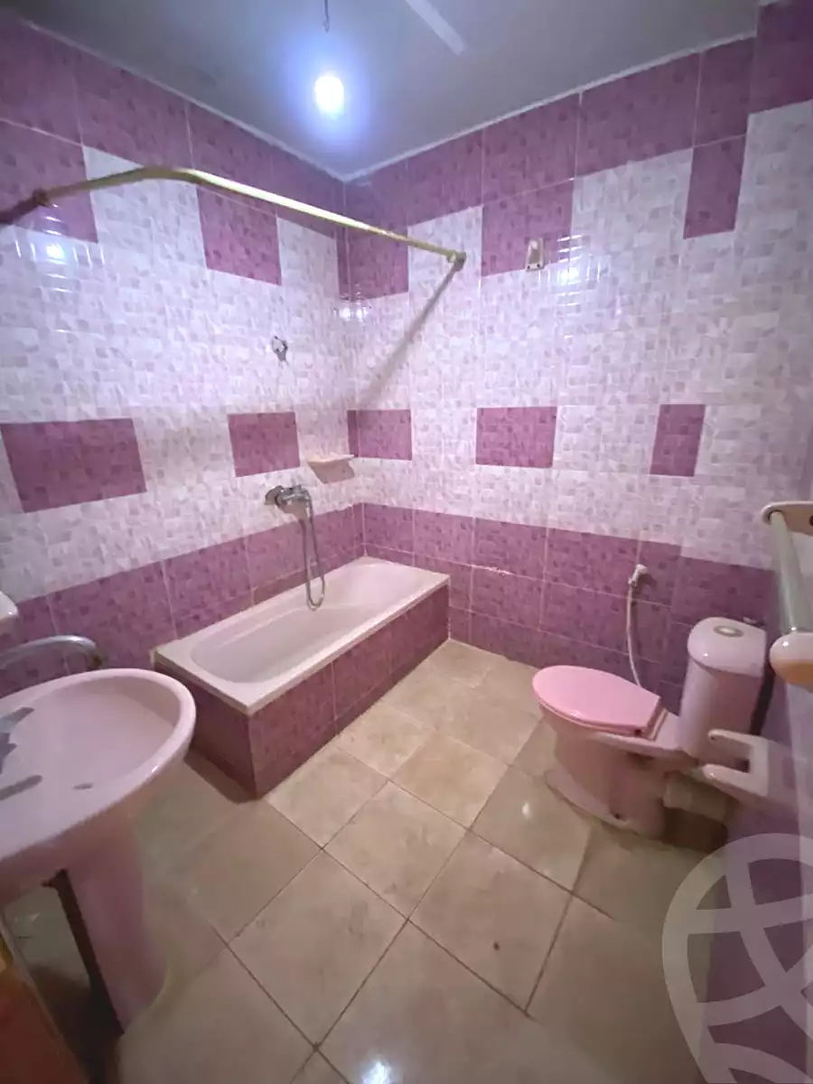 https://aqarmap.com.eg/ar/listing/7306793-for-rent-cairo-el-haram-kyrw-mwl