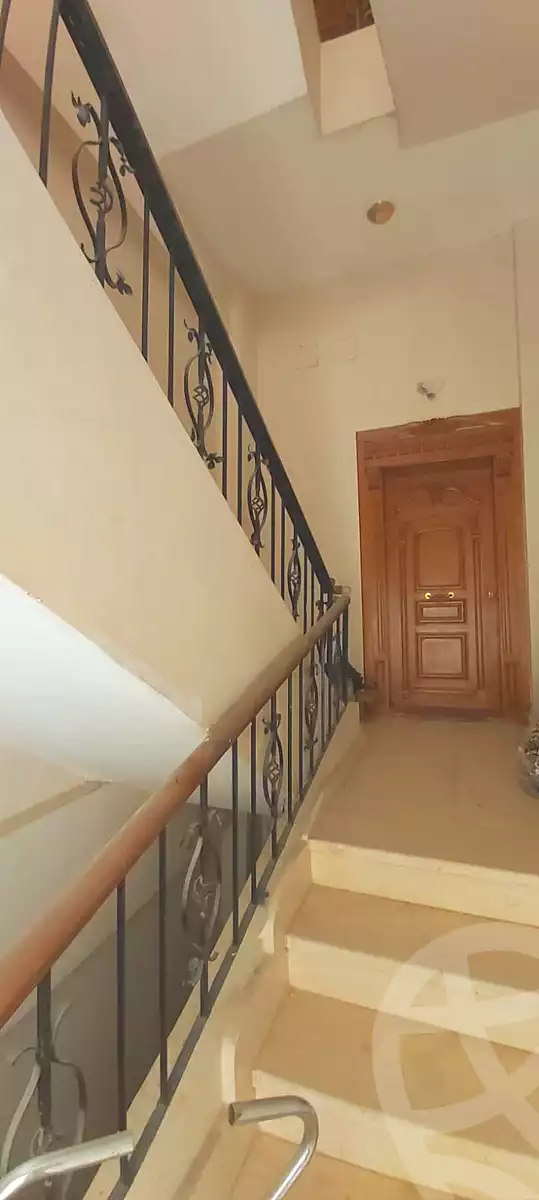 https://aqarmap.com.eg/ar/listing/7306904-for-sale-cairo-new-cairo-el-ahyaa-first-neighborhood-street-1