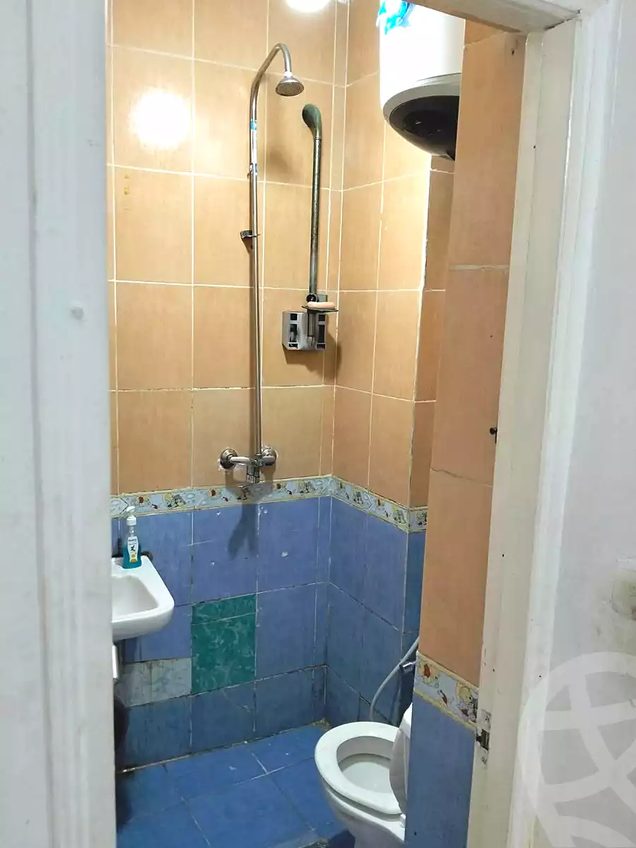 https://aqarmap.com.eg/en/listing/7306949-for-rent-alexandria-al-agamy-el-hanouvel