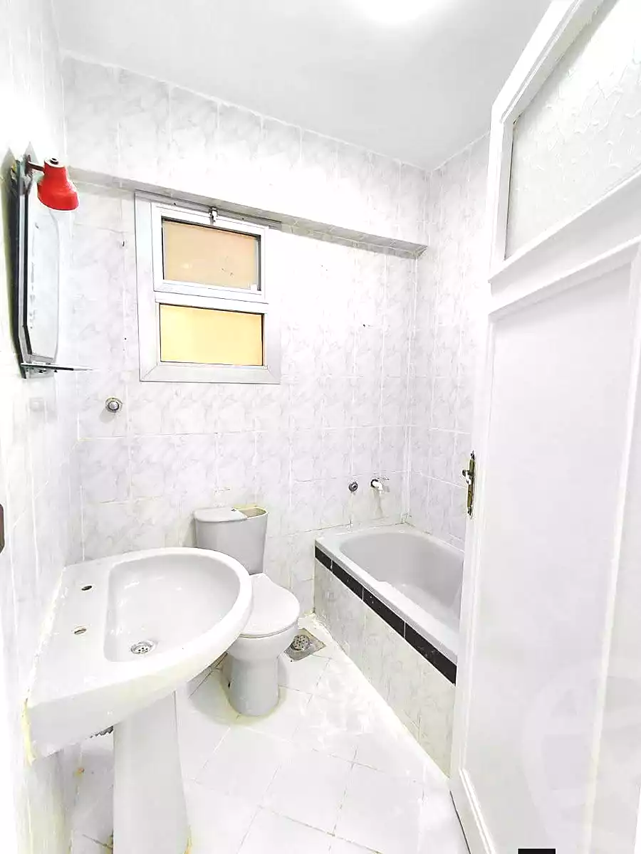 https://aqarmap.com.eg/en/listing/7306960-for-sale-alexandria-al-agamy-shataa-el-nakheel