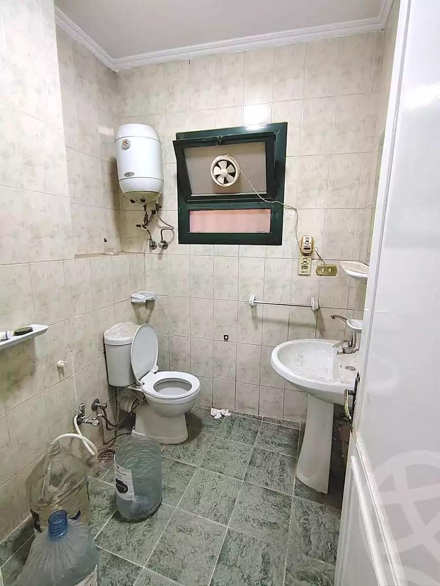 https://aqarmap.com.eg/ar/listing/7307043-for-rent-cairo-el-haram-el-talbya-el-mostashfa-st