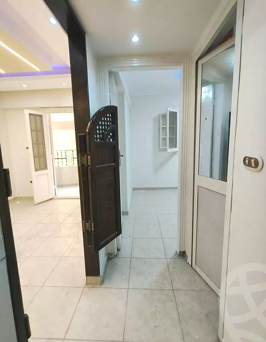 https://aqarmap.com.eg/en/listing/7307735-for-sale-alexandria-lsywf-el-falki