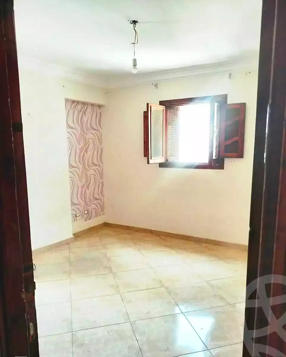 https://aqarmap.com.eg/en/listing/7307810-for-sale-alexandria-sydy-bshr-sydy-bshr-bhry-gamal-abd-el-nasir-st