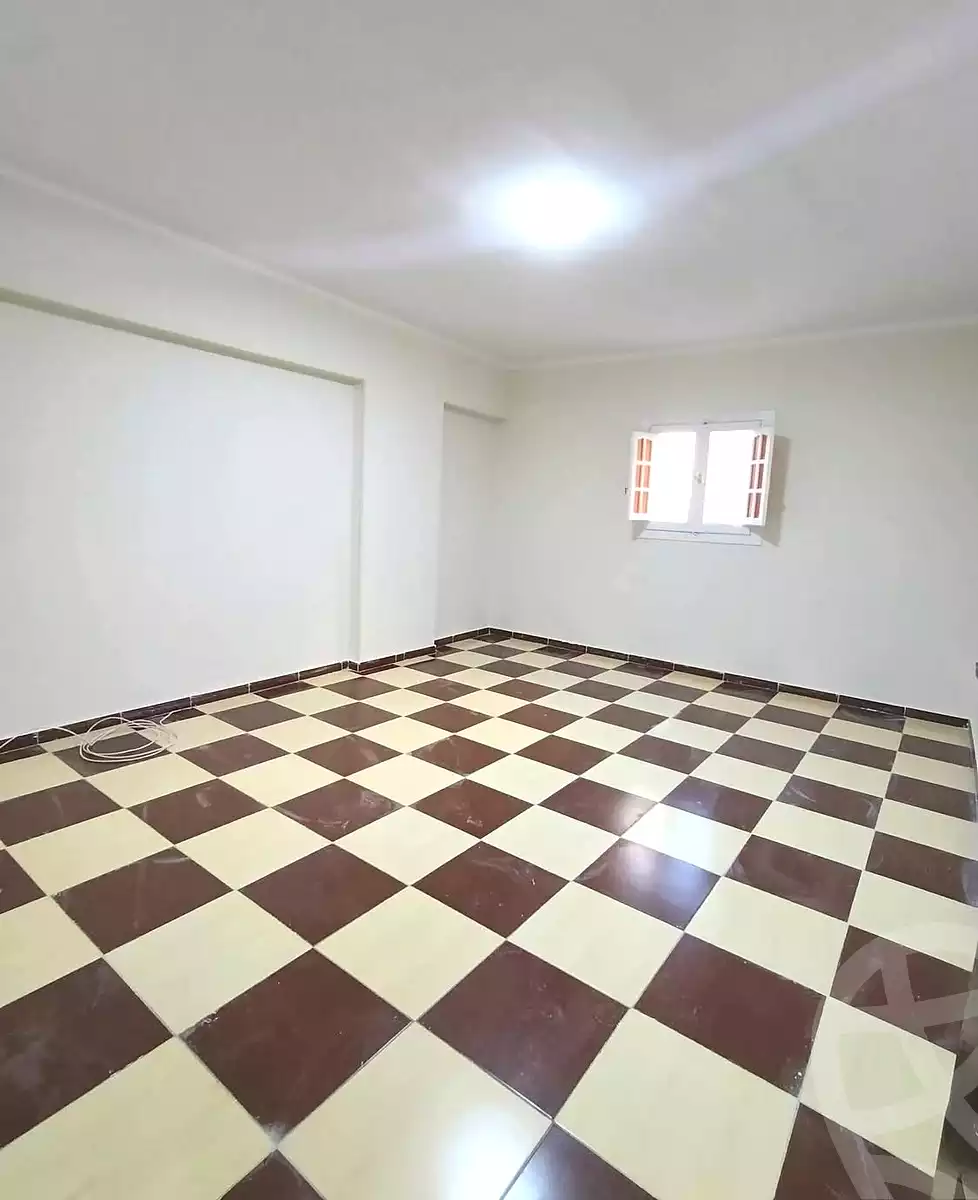 https://aqarmap.com.eg/en/listing/7307859-for-sale-alexandria-lsywf-el-falki